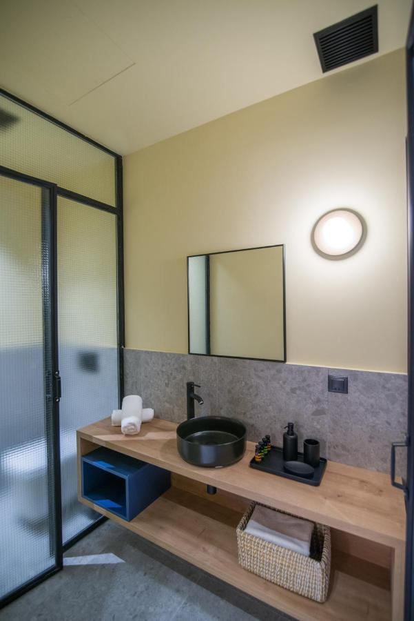 Metis Urbane Living Spaces Athens Exterior photo
