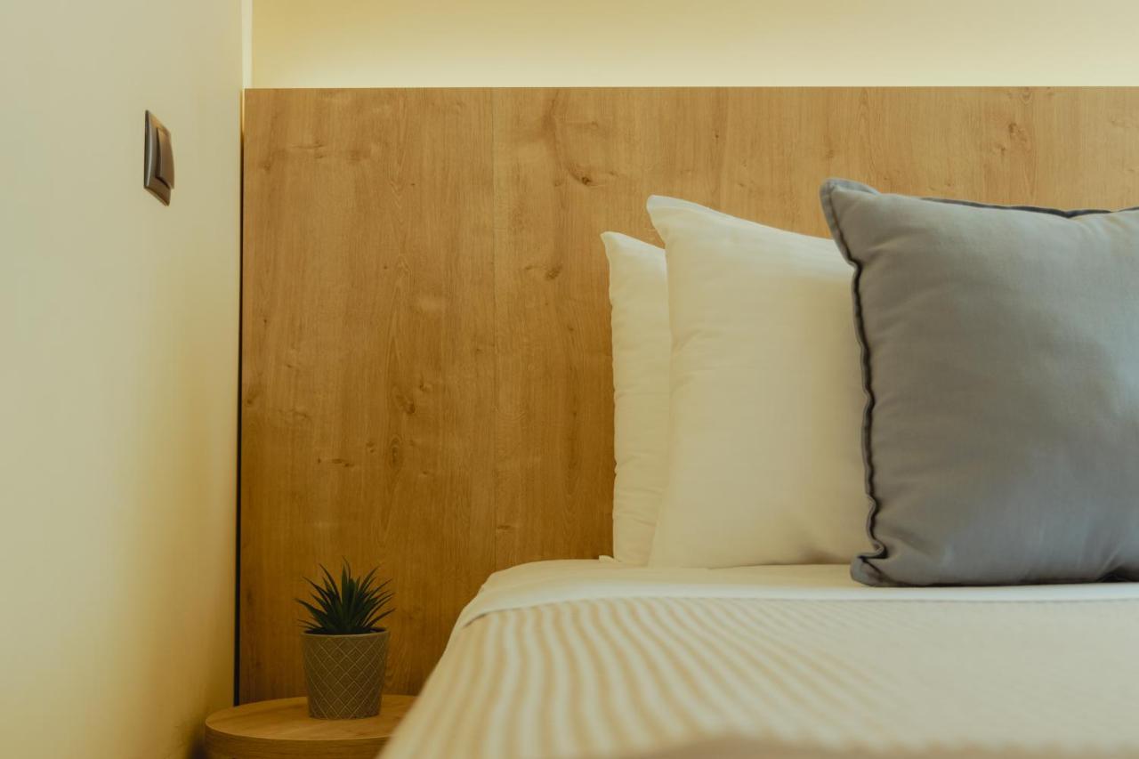 Metis Urbane Living Spaces Athens Exterior photo